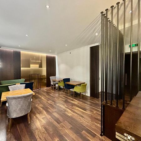 D And D Hotel Tiflis Dış mekan fotoğraf