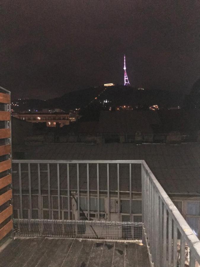 D And D Hotel Tiflis Dış mekan fotoğraf